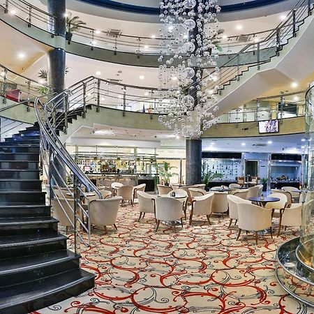 Kings Park Hotel Подгорица Екстериор снимка