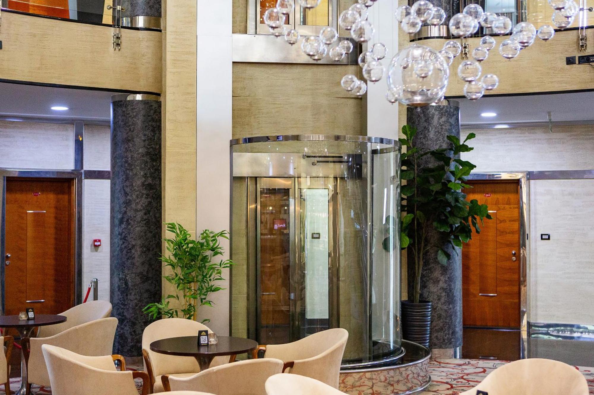 Kings Park Hotel Подгорица Екстериор снимка